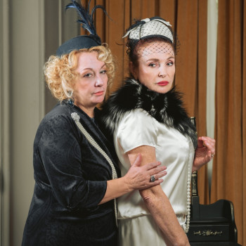 “Театър” на Съмърсет Моъм