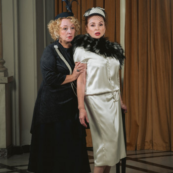 “Театър” на Съмърсет Моъм