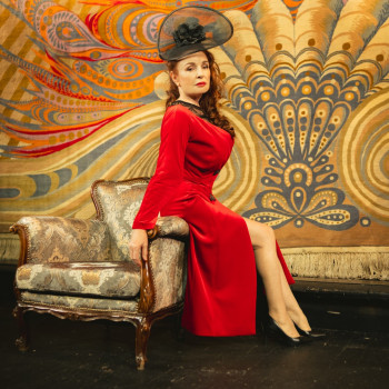 “Театър” на Съмърсет Моъм